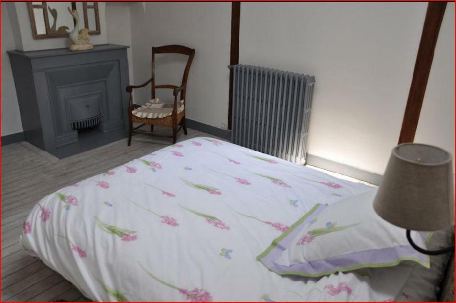 Villa Castel Maison-Table D'Hotes & Jardin-Refuge De Biodiversite Rillieux-la-Pape ภายนอก รูปภาพ